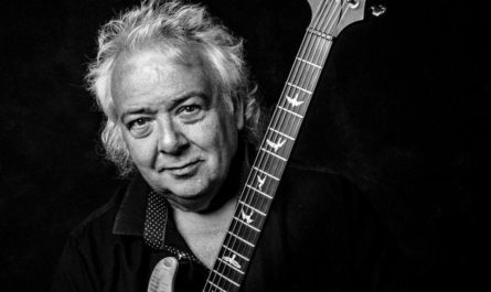 Гитарист оригинального состава группы WHITESNAKE Берни Марсден (BERNIE MARSDEN) умер в возрасте 72 лет