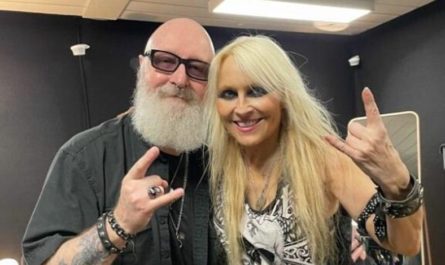 DORO новый альбом Conqueress - Forever Strong and Proud 2023 года, два дуэта с ROB HALFORD