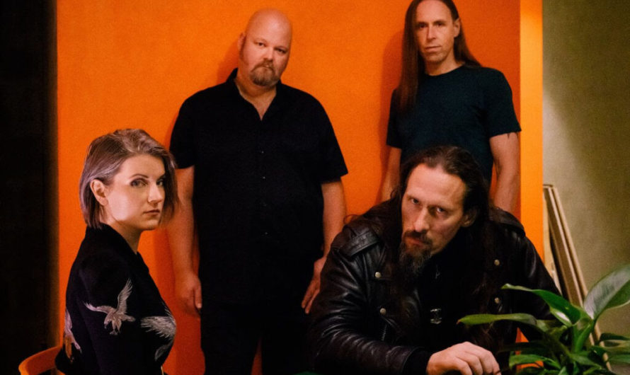 Новый проект Whispering Void с участием Gaahl (ex-GORGOROTH), вокалистки Lindy-Fay Hella (WARDRUNA) и барабанщика Iver Sandøy (ENSLAVED)